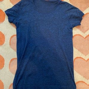 Lululemon Blue/Black Swiftly Tech 12